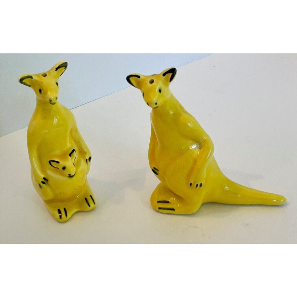 VTG Kangaroos and Joeys Salt and Pepper Shakers Japan